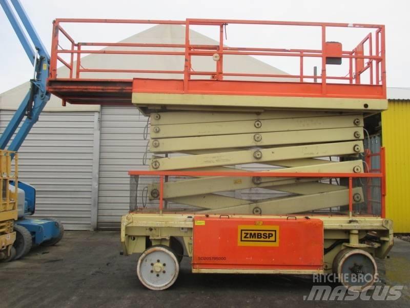 JLG Liftlux 180-12 剪式升降機
