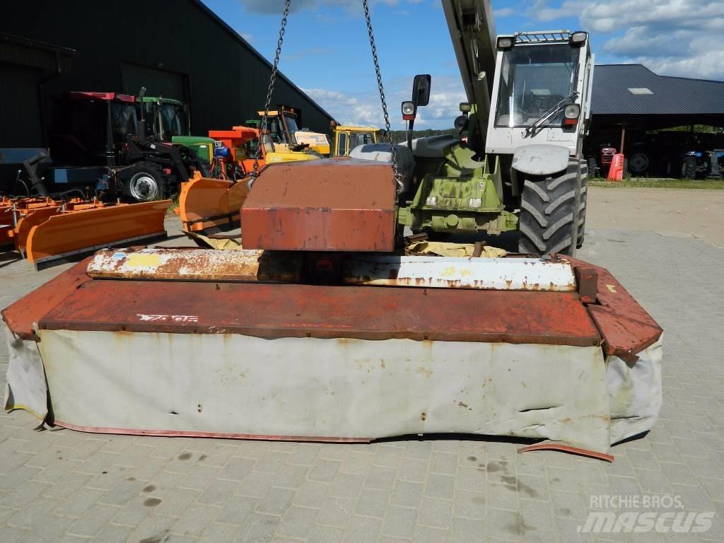 Kuhn 700F 割草劑