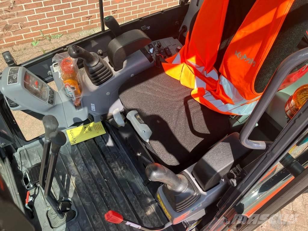 Kubota KX019 4 小型挖土機/掘鑿機<7t(小型挖掘機)