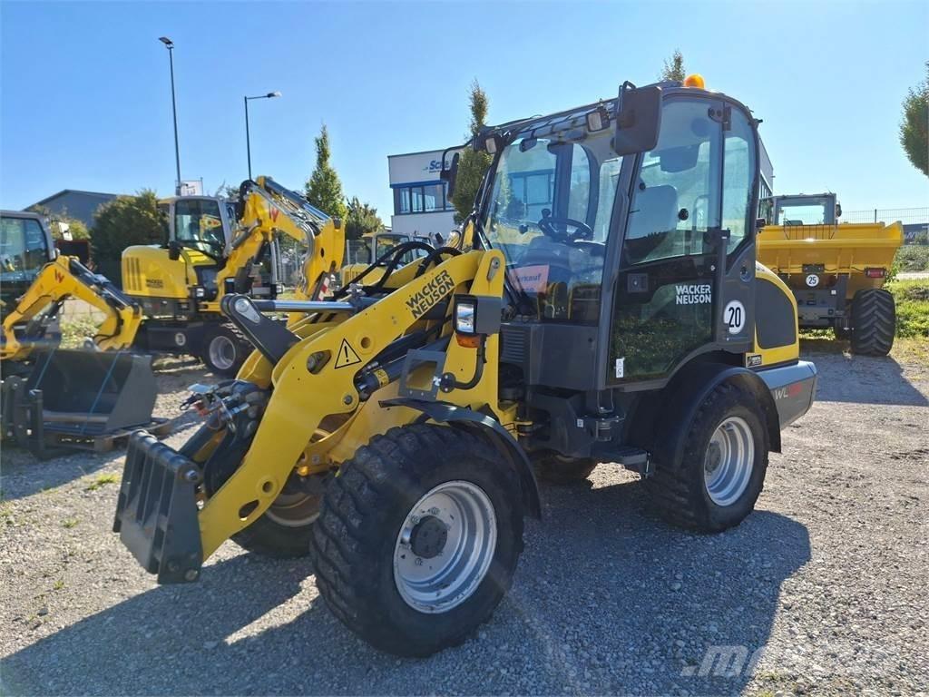 Wacker Neuson WL38 輪胎式裝載機