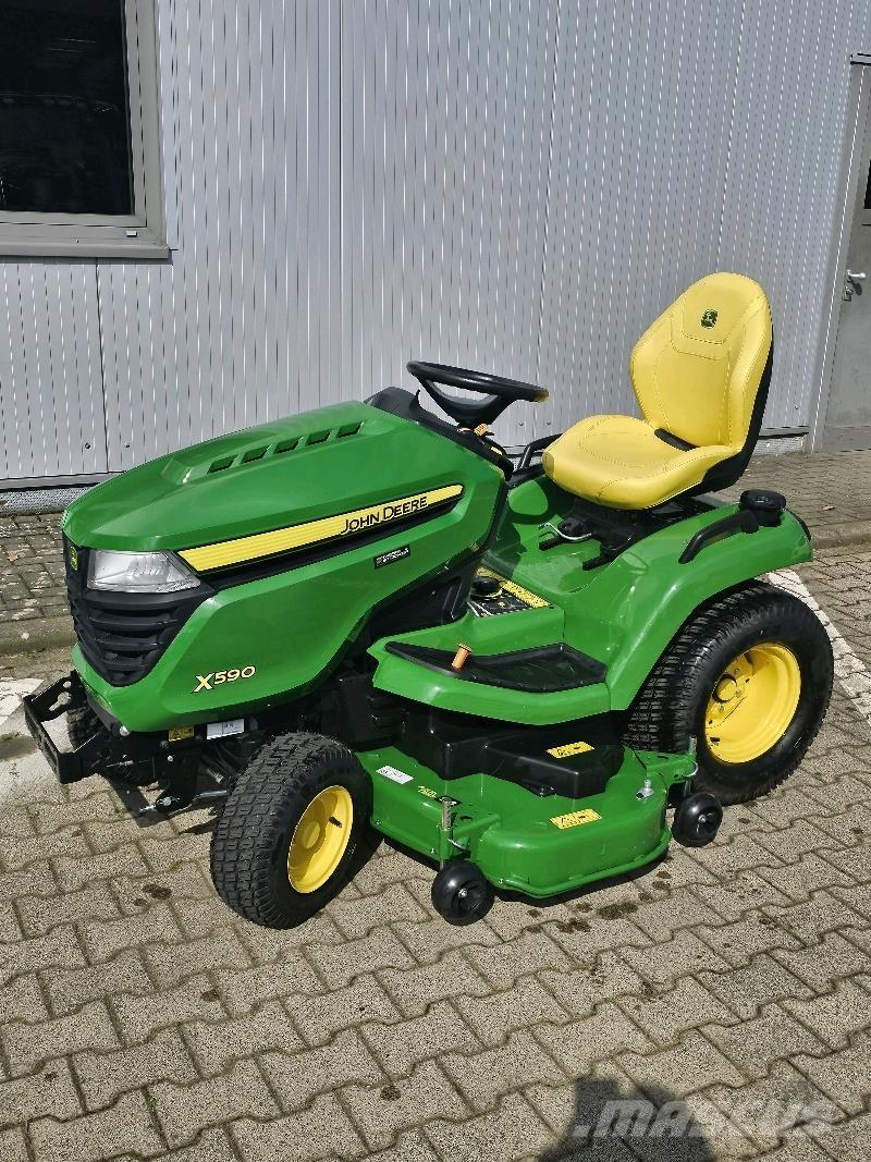 John Deere X590 割草劑
