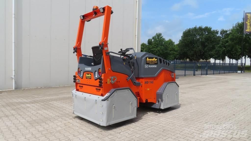 Hamm HD14i TT 膠輪滾壓機