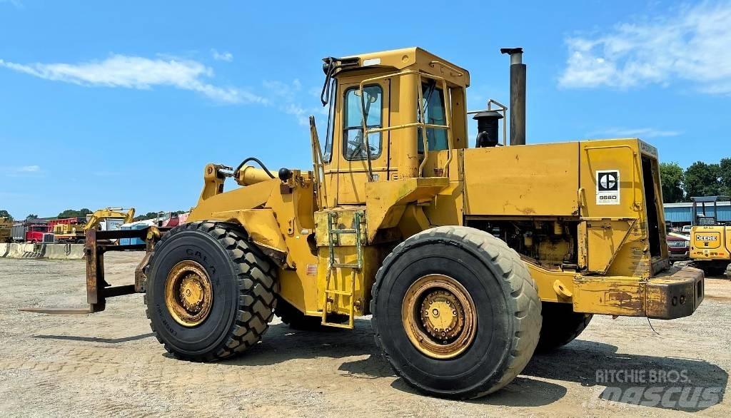 CAT 966 D 輪胎式裝載機