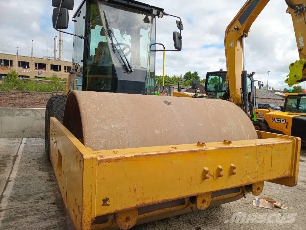 CAT CS 66 B 單輪滾壓機
