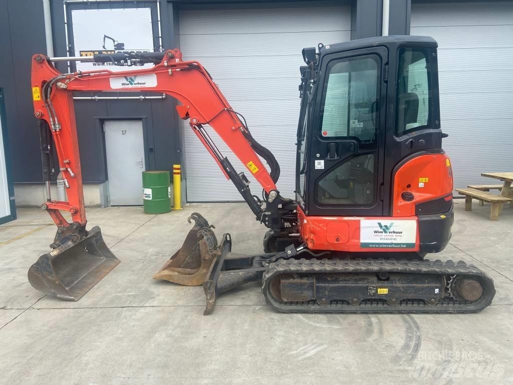 Kubota U 36-4 小型挖土機/掘鑿機<7t(小型挖掘機)