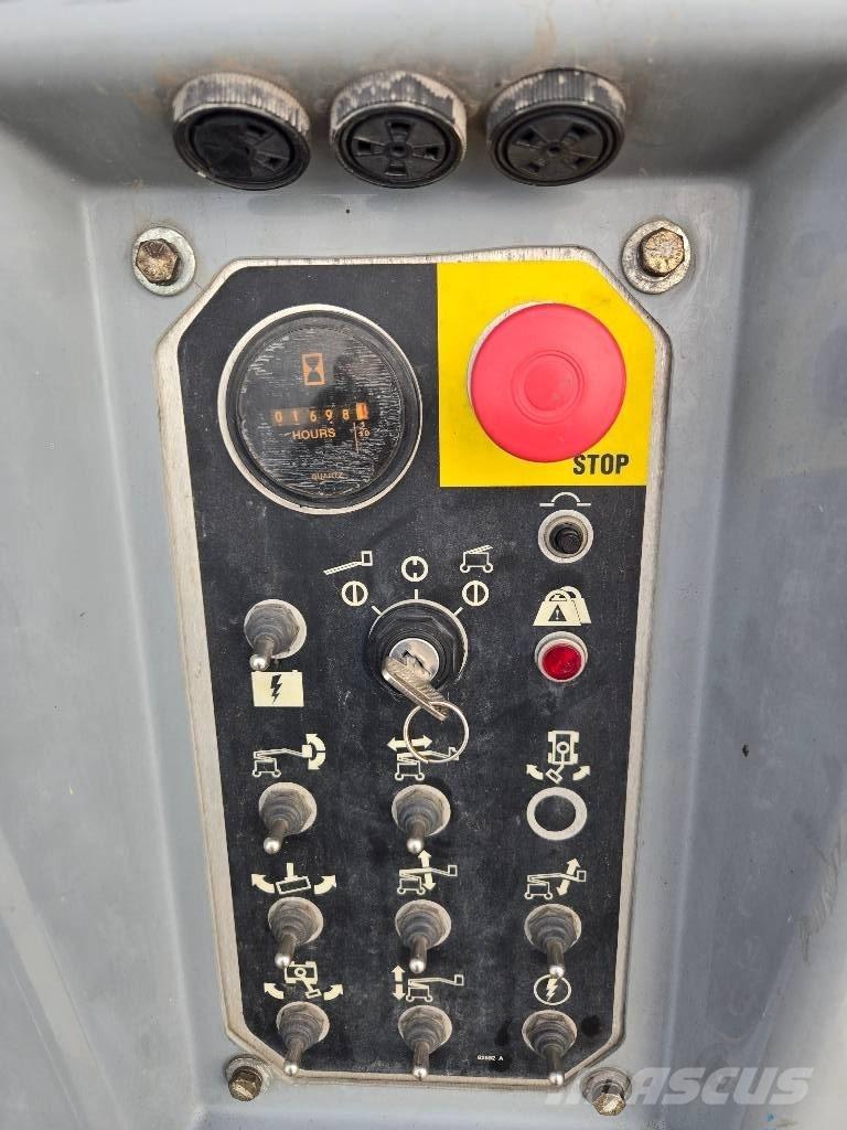 Genie Z 34/22 N 曲臂高空作業車