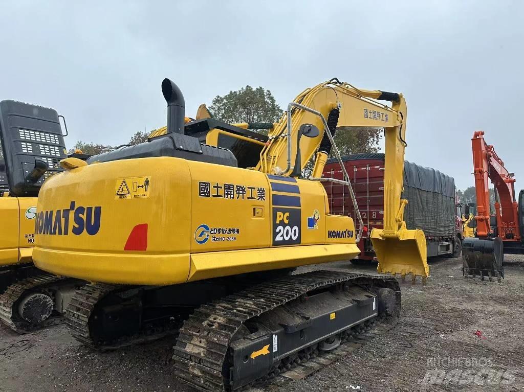 Komatsu PC 200-8 中型挖土機/掘鑿機/挖掘機 7t-12t