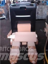 Hyster P2.0S FBW 平台型低架升降機