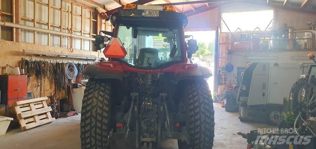 Valtra G125 Active 曳引機