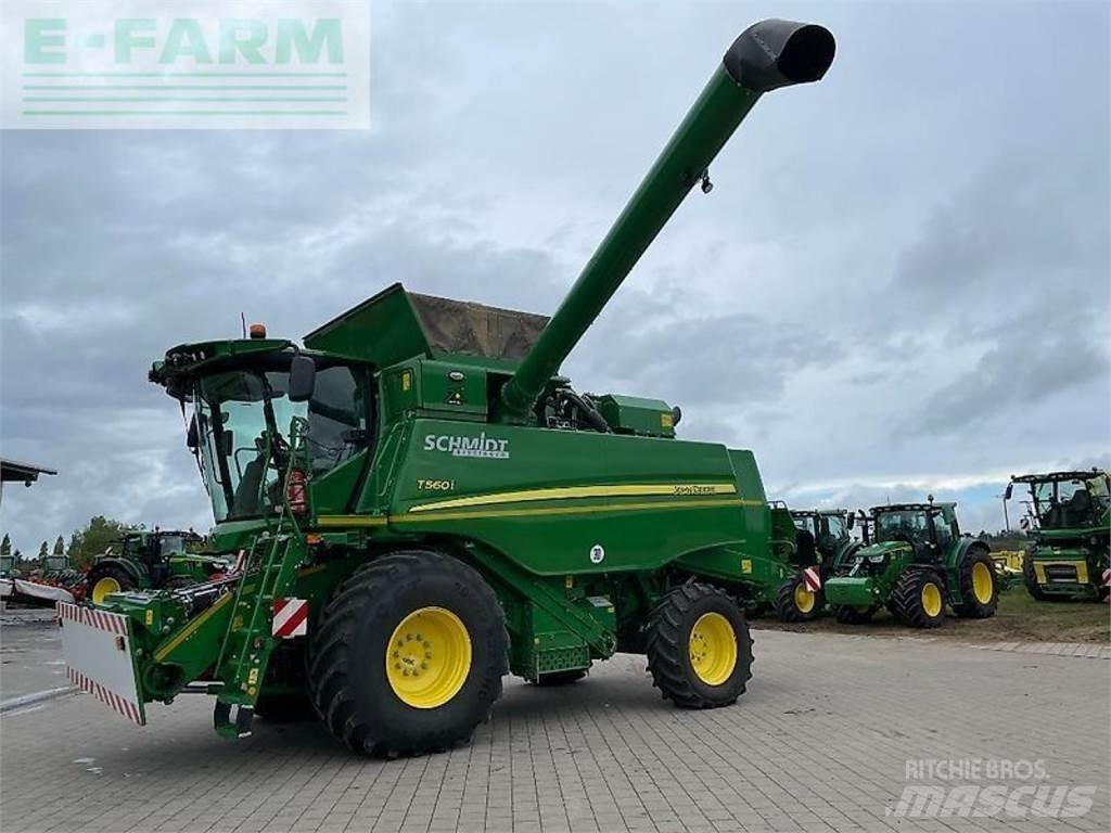 John Deere t560 聯合收穫機