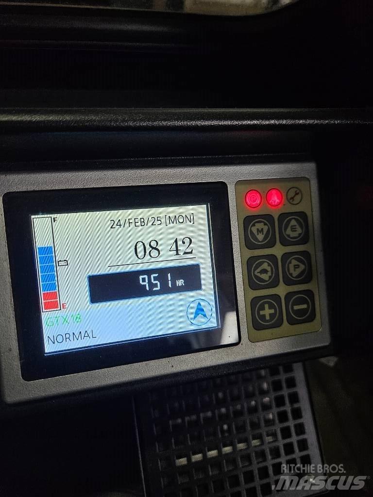Clark GTX 18 電動堆高機