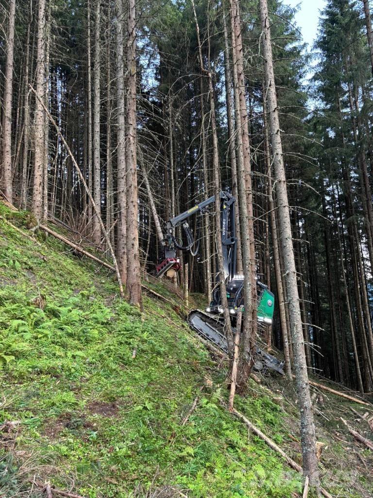 Neuson Forest 204HVT 收穫機