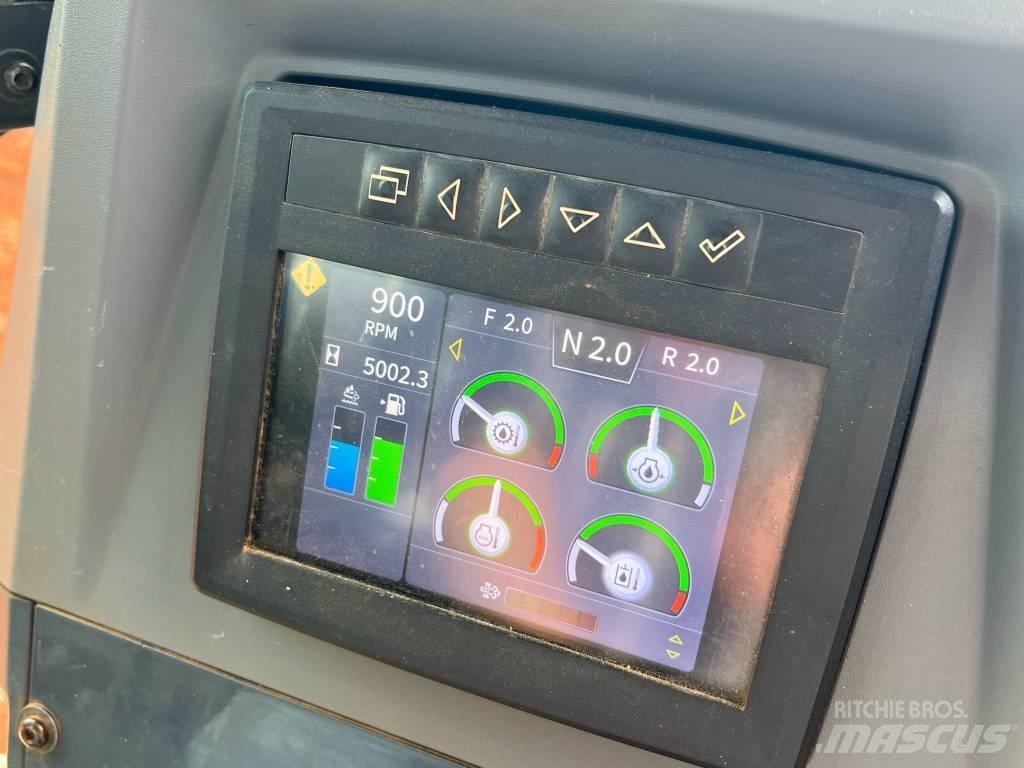 John Deere 750L LGP 履帶推土機
