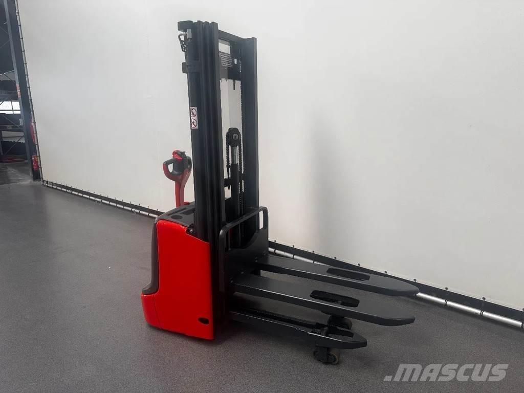 Linde L 12 I 行走控制式堆積機