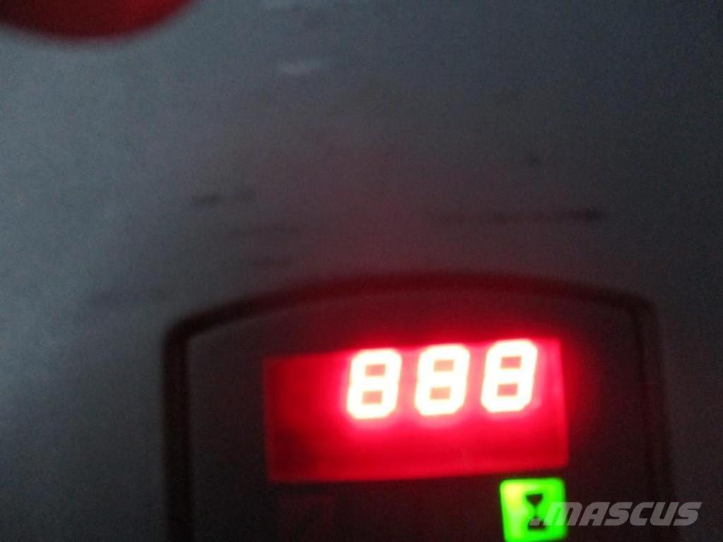 BT LWE160 低架升降機