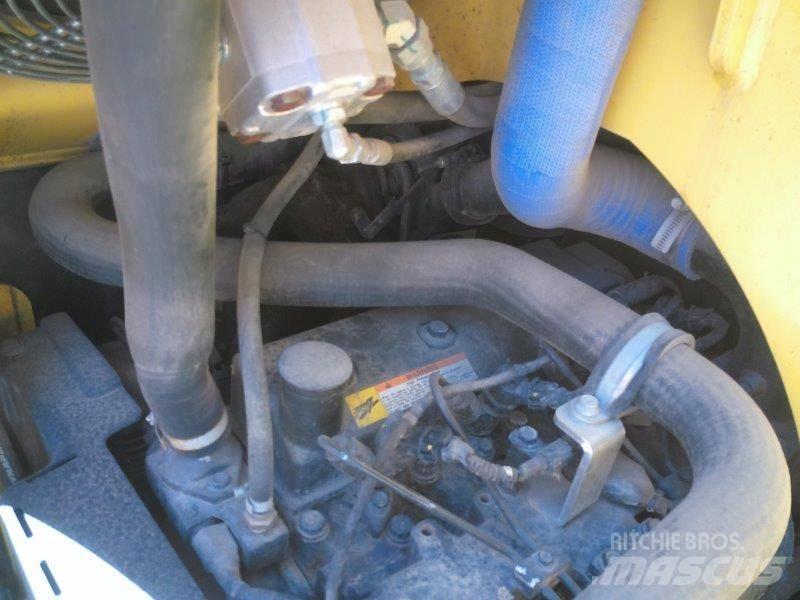 Dynapac CC 224 HF 雙輪滾壓機