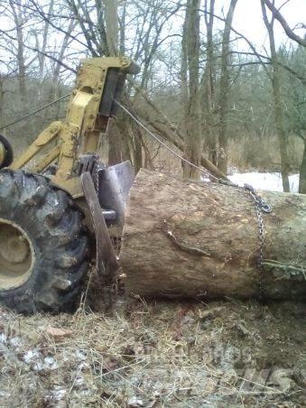 CAT 515 Skidder 滑移轉向裝載機