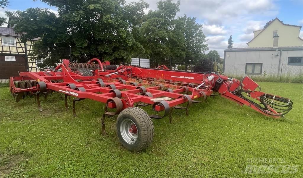 Horsch Tiger 8 XL 中耕管理機