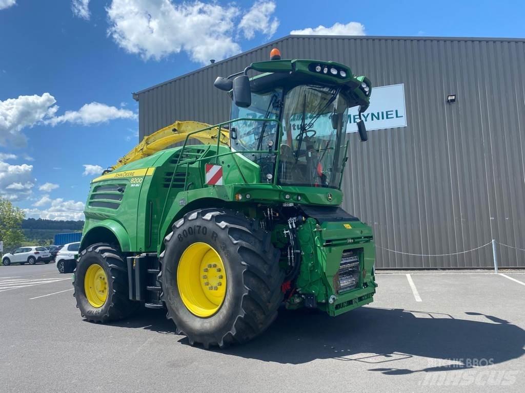 John Deere 8200 牧草收穫機