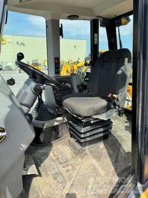 JCB 3CX COMPACT 反鏟裝載機