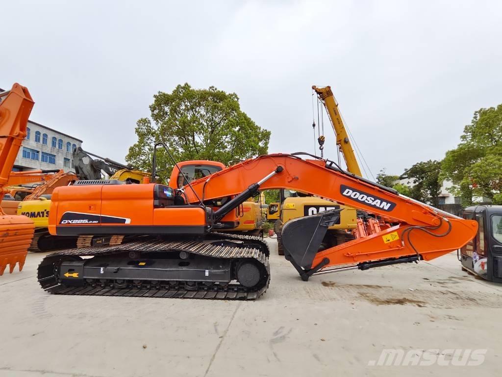 Doosan DX 225 LC-9C 履帶式 挖土機/掘鑿機/挖掘機
