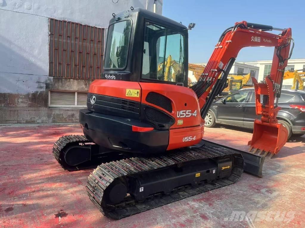 Kubota U 55 小型挖土機/掘鑿機<7t(小型挖掘機)