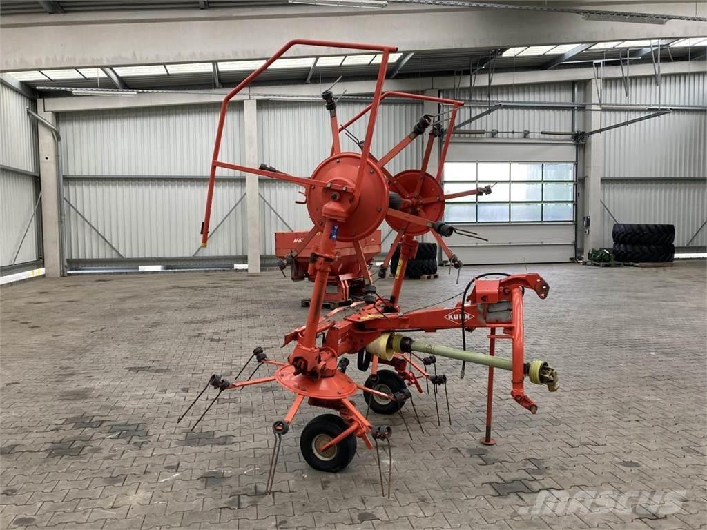 Kuhn GF 5001 MH 耙與翻草機