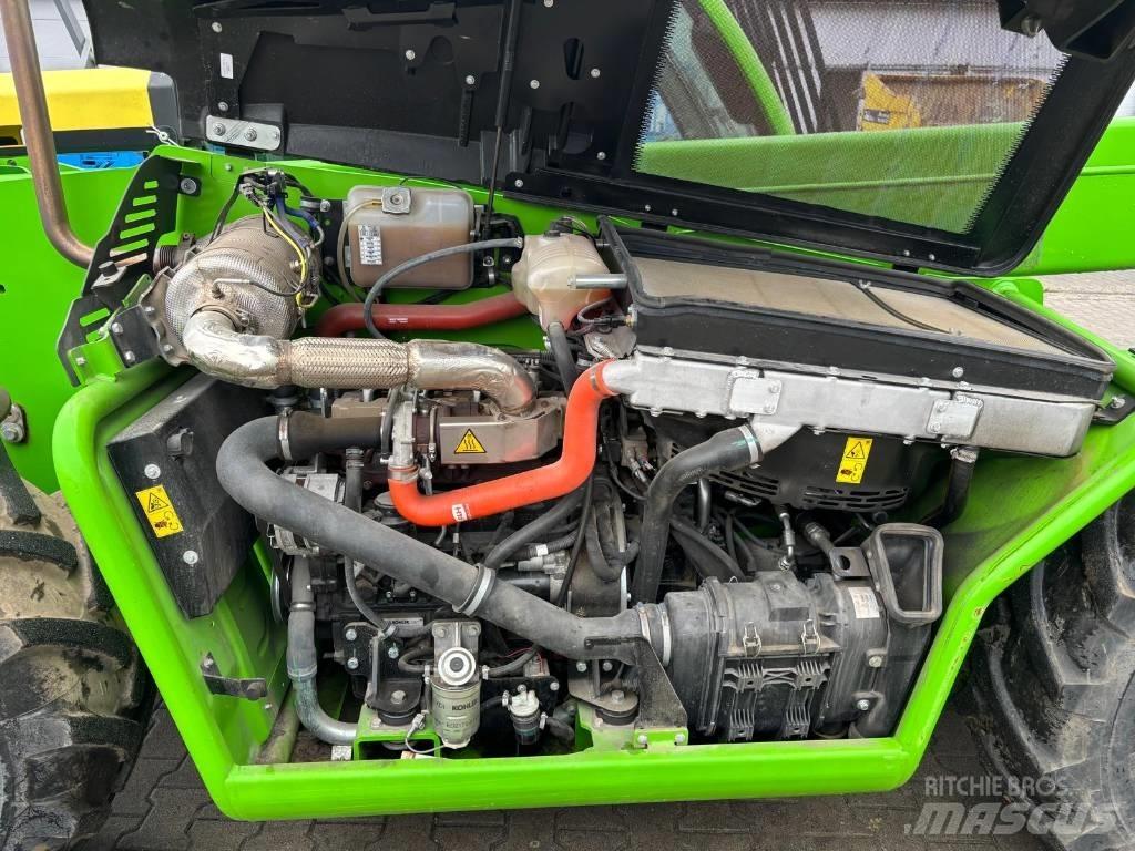 Merlo P30.10 伸縮臂操作車