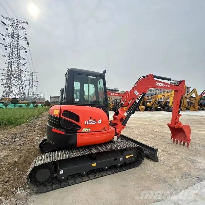Kubota U55 小型挖土機/掘鑿機<7t(小型挖掘機)