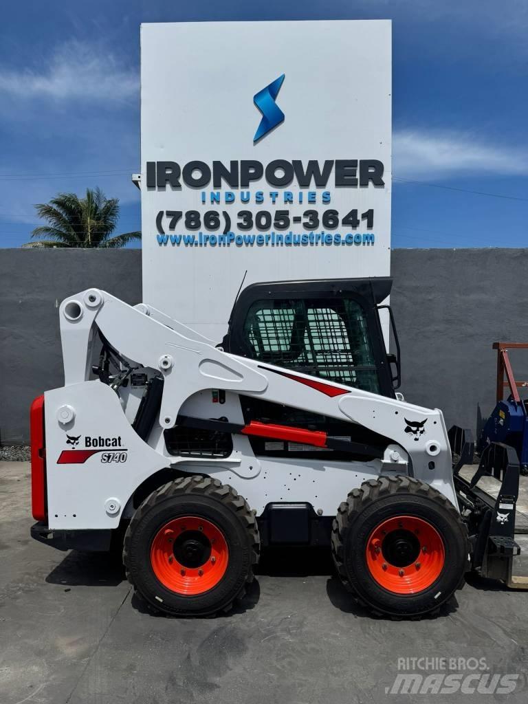 Bobcat S 740 滑移轉向裝載機