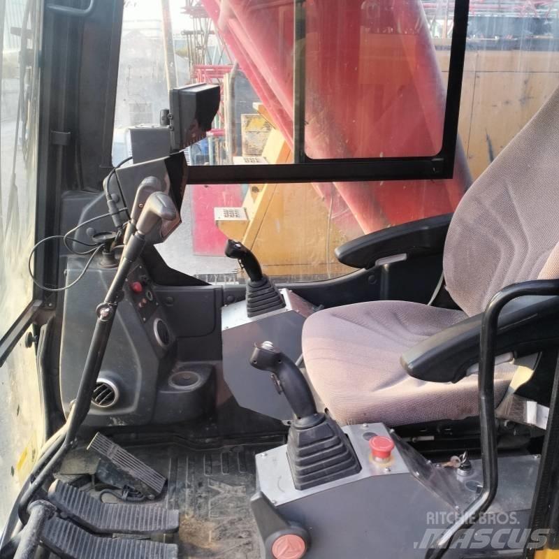 Sany SCC 600 A-6 履帶式起重機