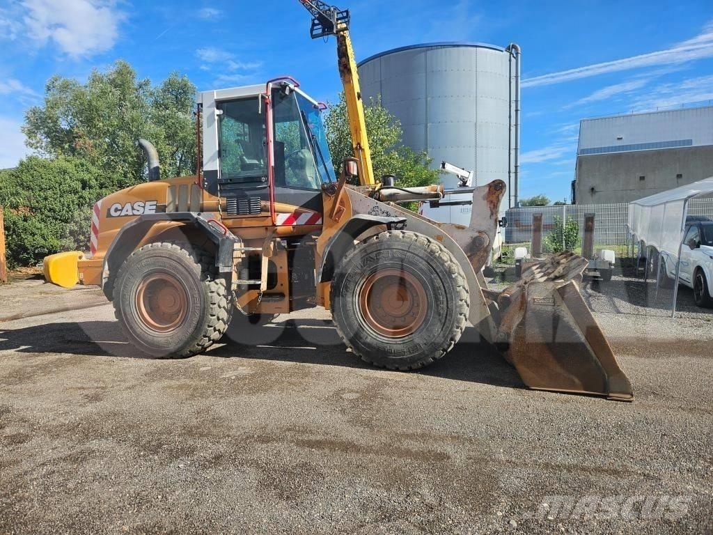 CASE 621 D 輪胎式裝載機