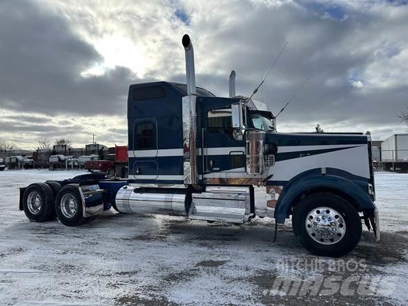 Kenworth W900L 曳引機組件