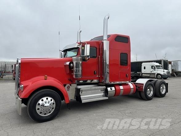 Kenworth W900L 曳引機組件