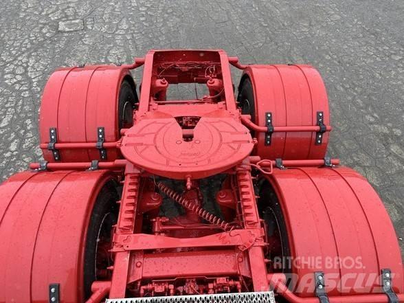 Peterbilt 389 曳引機組件