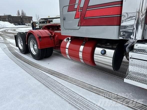 Peterbilt 389 曳引機組件