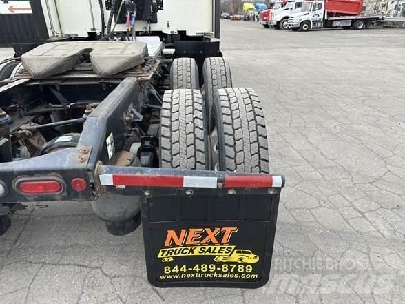Peterbilt 579 曳引機組件
