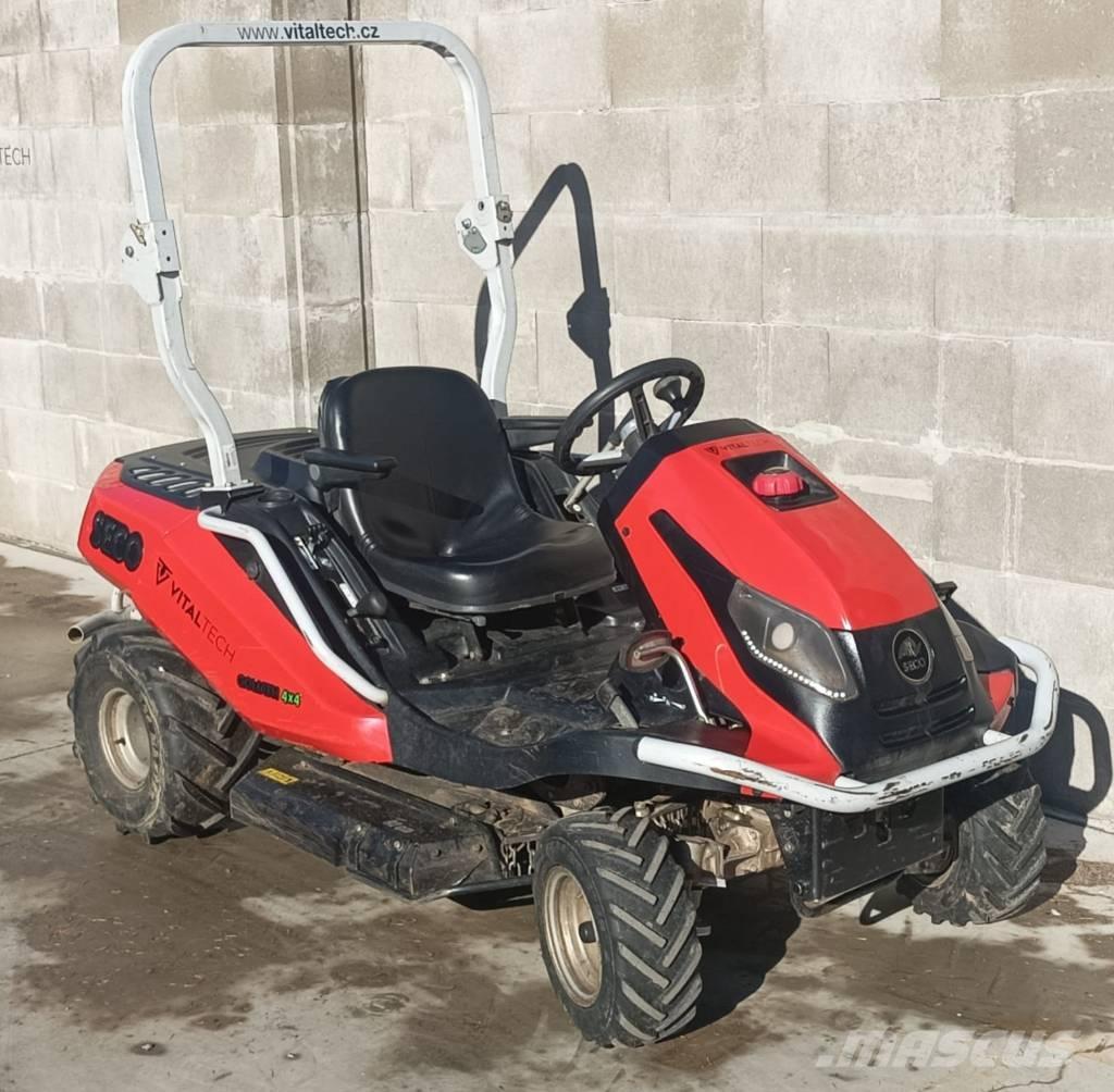 Seco Goliath 4x4 自走式飼料採集機