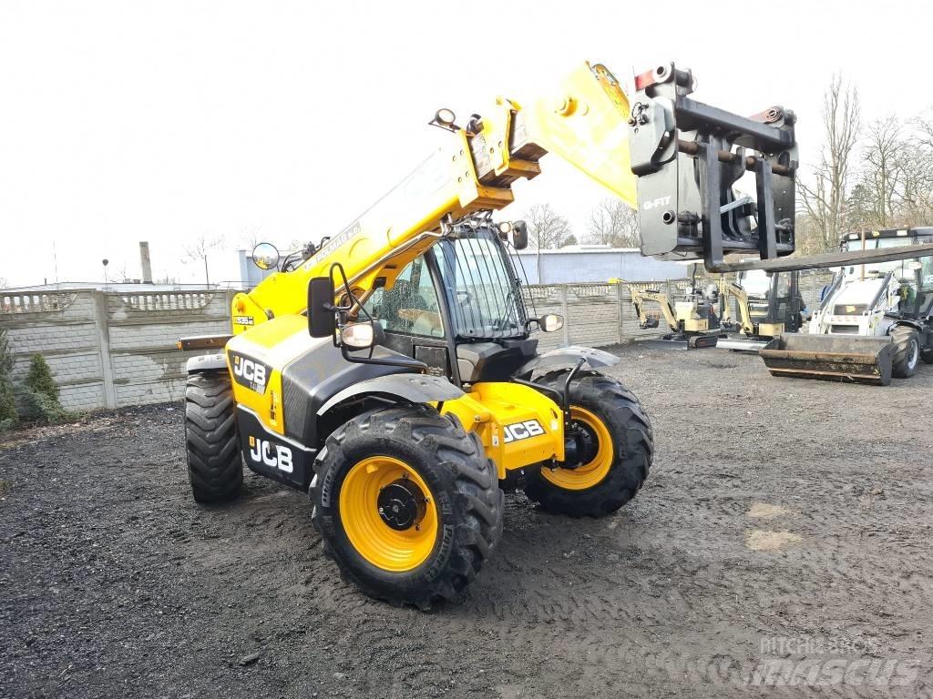 JCB 535-95 Agri 伸縮臂操作車