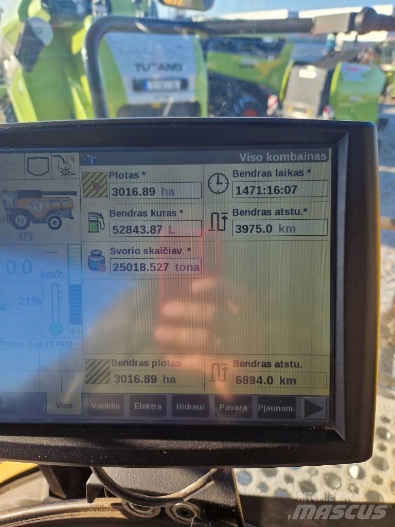 New Holland CX 8.85 聯合收穫機