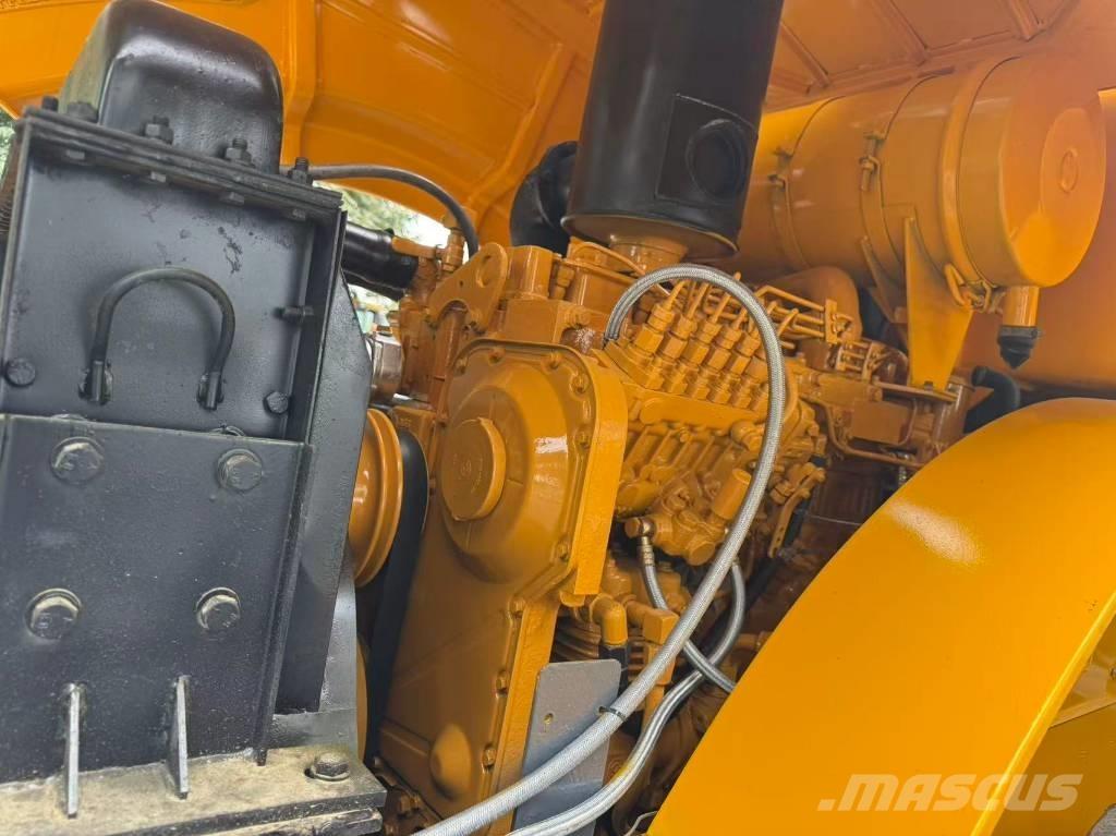 XCMG XS 223 J 單輪滾壓機