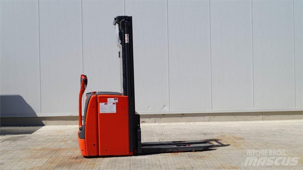 Linde L20i 行走控制式堆積機