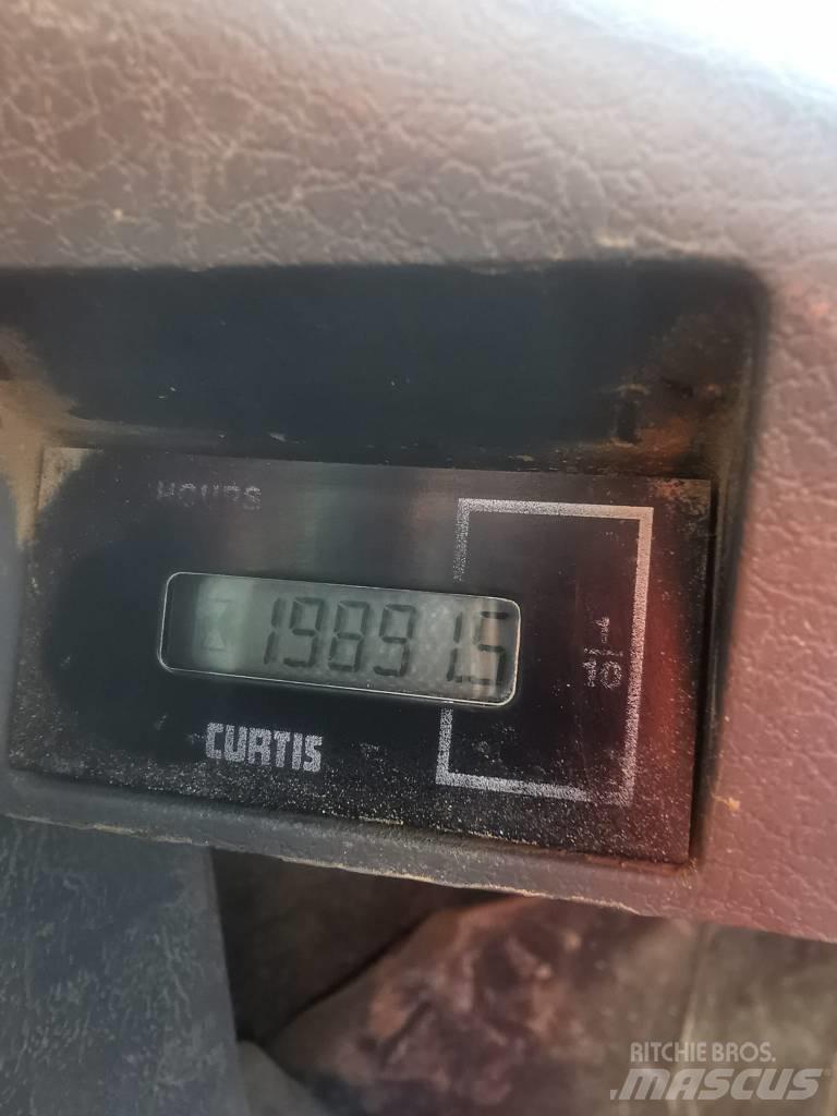 Doosan DL 400 輪胎式裝載機