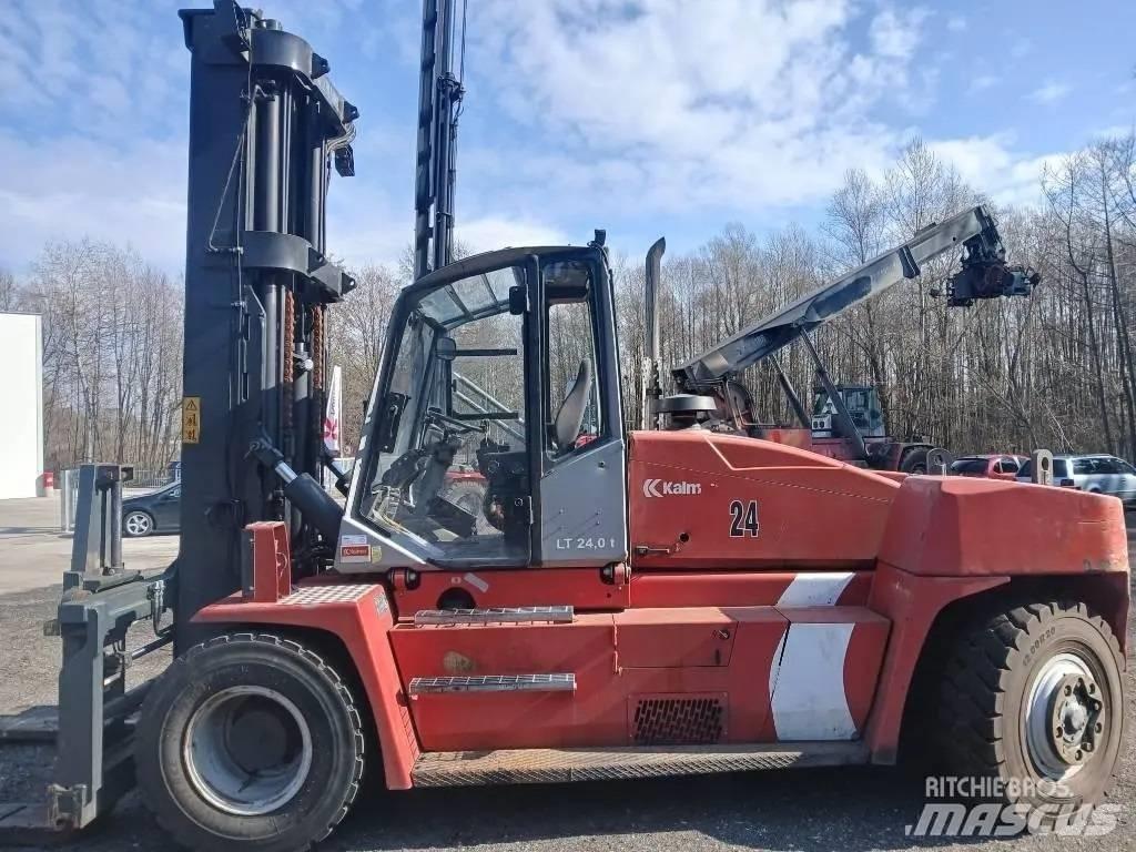 Kalmar DCE160-12 柴油卡車