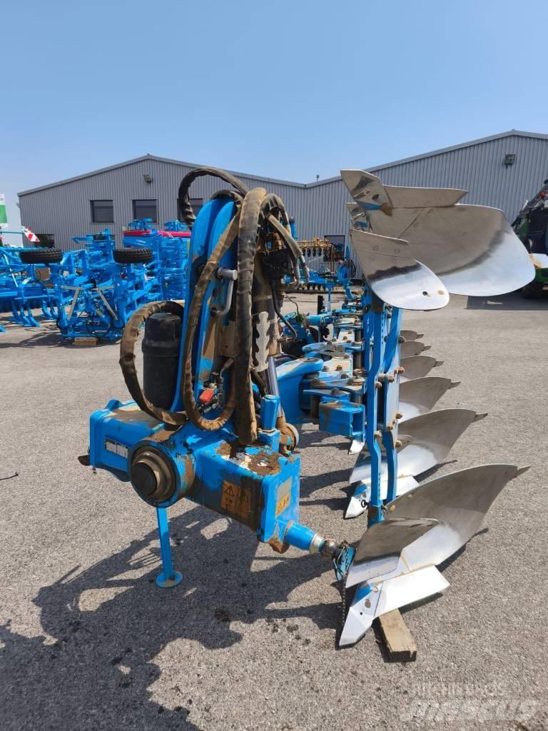 Lemken Juwel 7 雙向犁