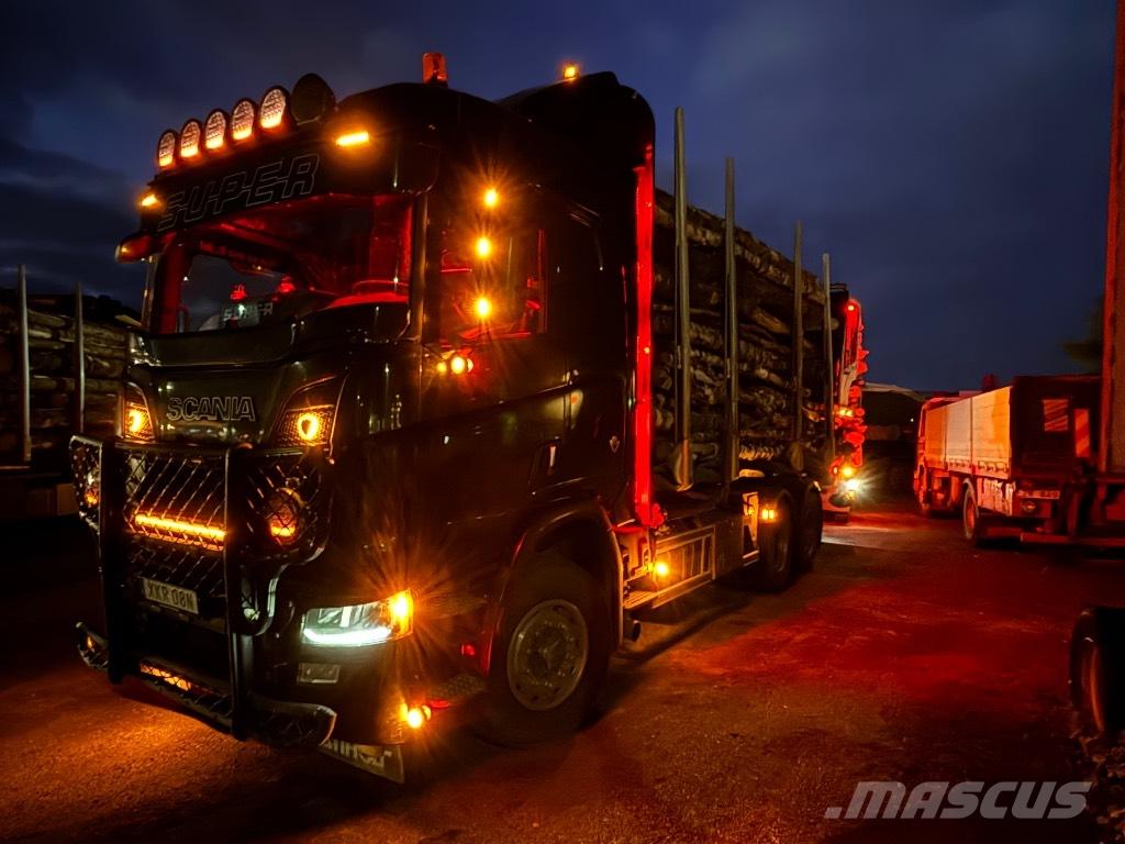 Scania R580B6X4HB 木材貨車