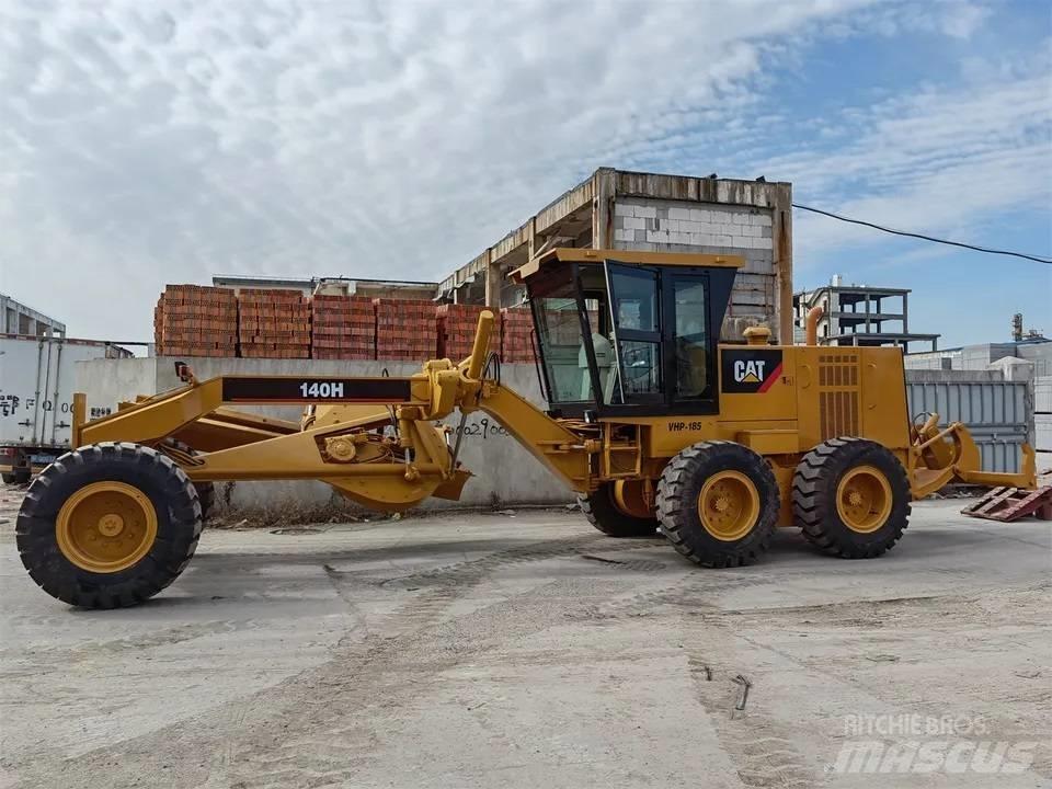 CAT 140H 平土機