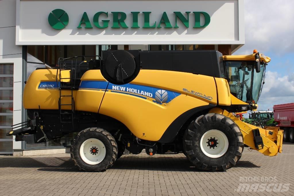 New Holland CX 8090 聯合收穫機