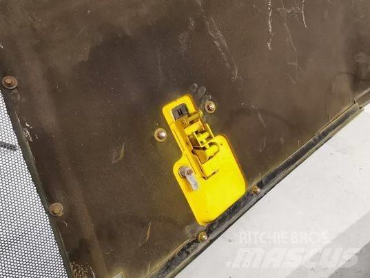 JCB 540-70 mask 駕駛室與內部