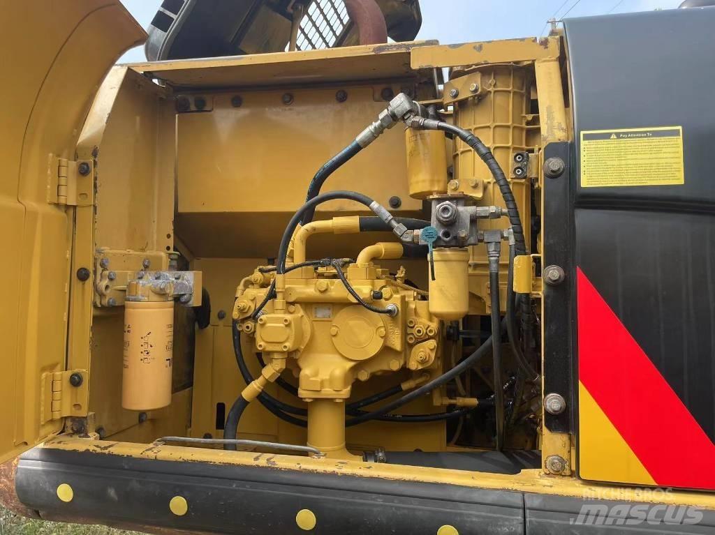 CAT 320 D 履帶式 挖土機/掘鑿機/挖掘機